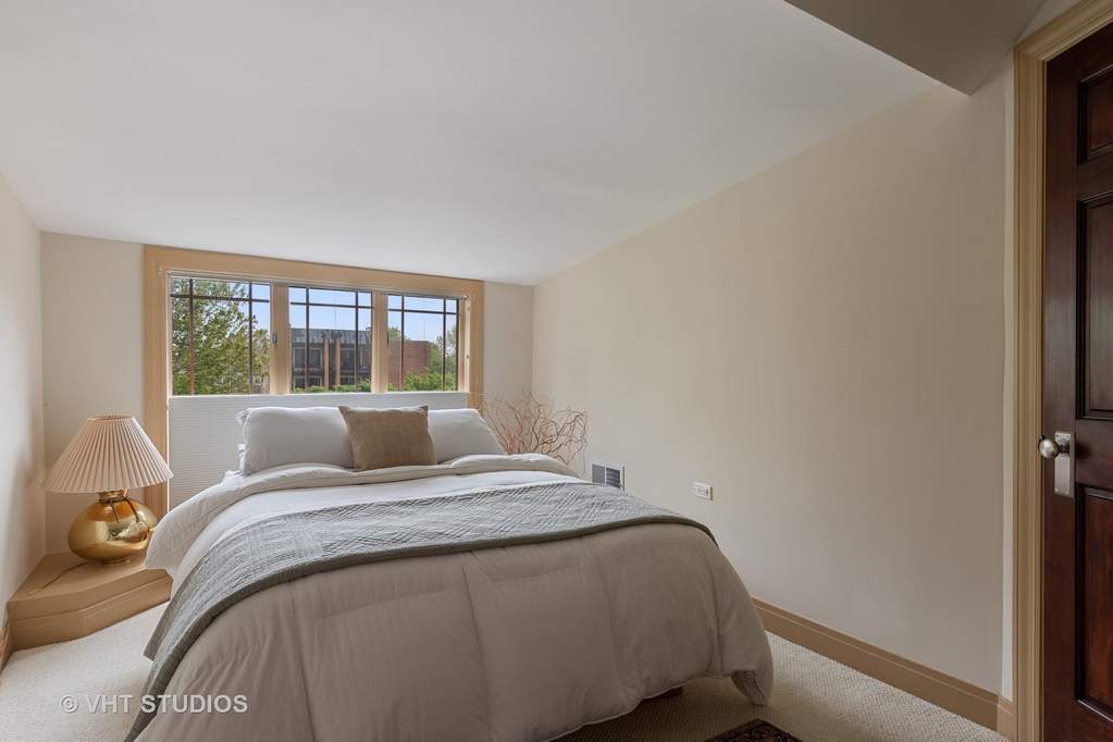 7406 N Sheridan Road Chicago, Illinois 60626 - Image 23