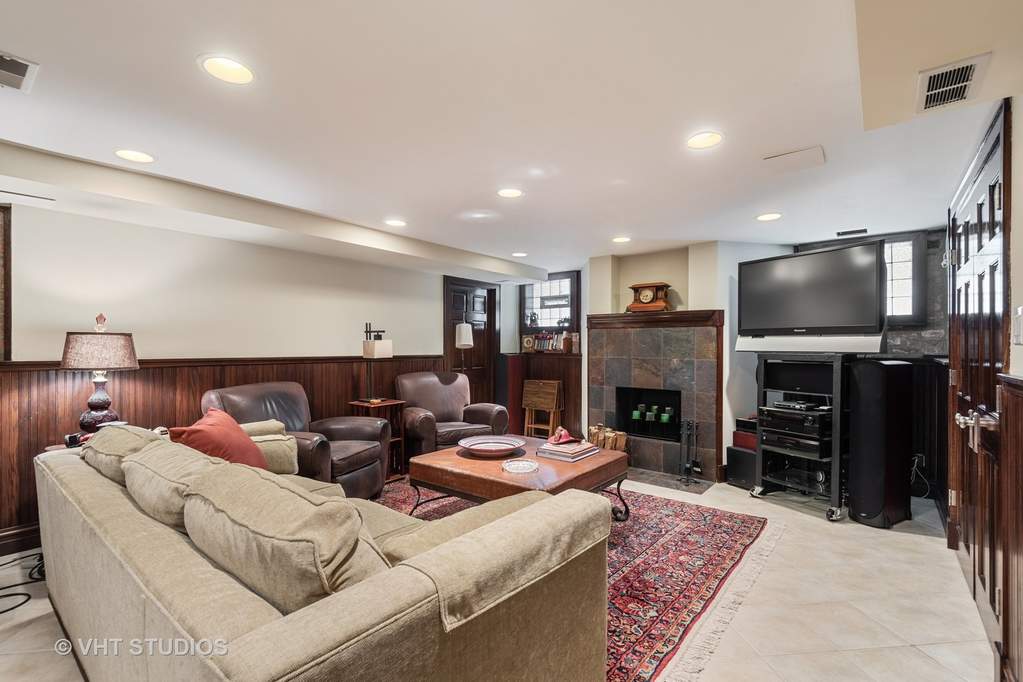 7406 N Sheridan Road Chicago, Illinois 60626 - Image 26