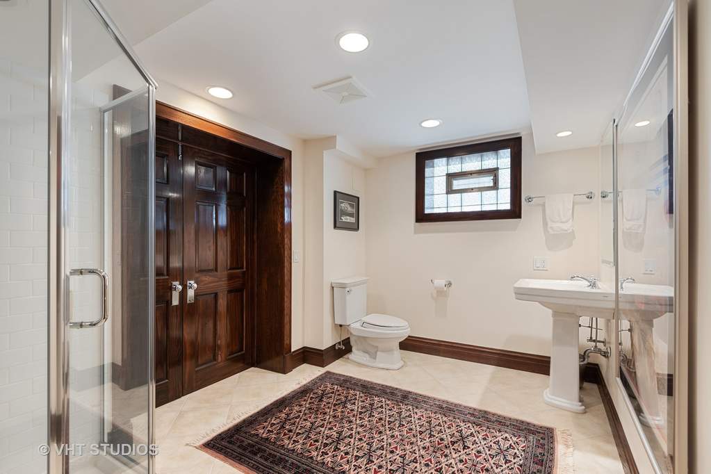 7406 N Sheridan Road Chicago, Illinois 60626 - Image 28