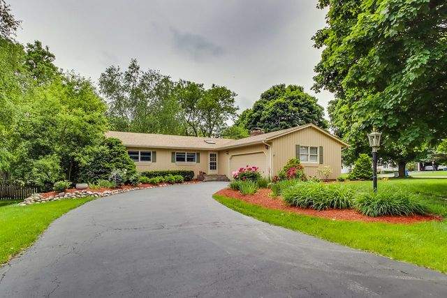 640 Gaslight Drive Algonquin, Illinois 60102 - Image 1