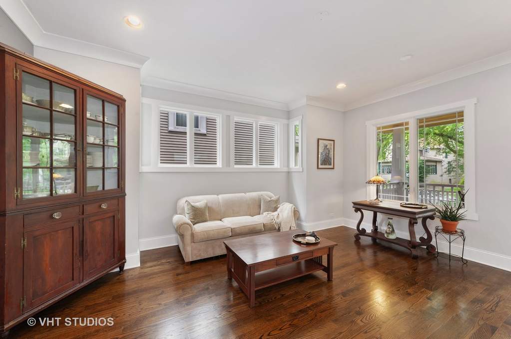 3839 N Kildare Avenue Chicago, Illinois 60641 - Image 10