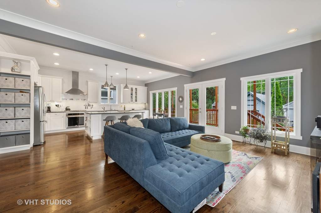 3839 N Kildare Avenue Chicago, Illinois 60641 - Image 29