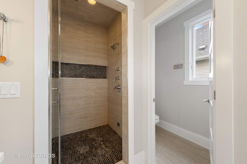 3839 N Kildare Avenue Chicago, Illinois 60641 - Image 38