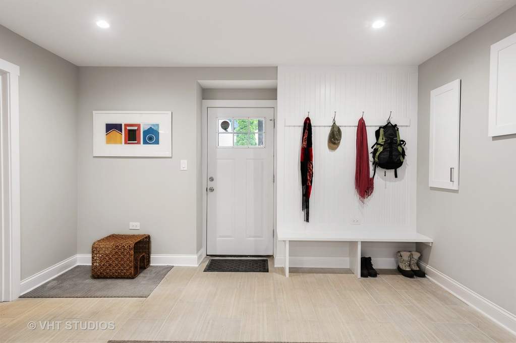 3839 N Kildare Avenue Chicago, Illinois 60641 - Image 47