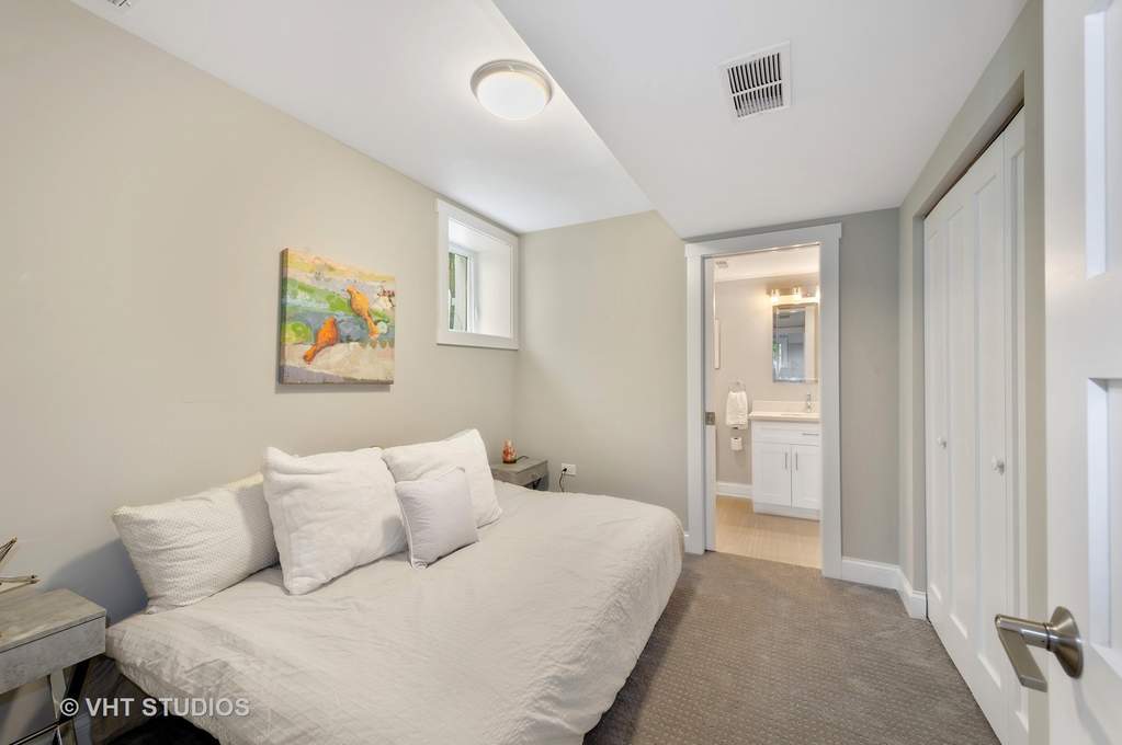 3839 N Kildare Avenue Chicago, Illinois 60641 - Image 51