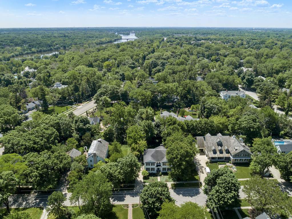 464 Easton Avenue Geneva, Illinois 60134 - Image 37