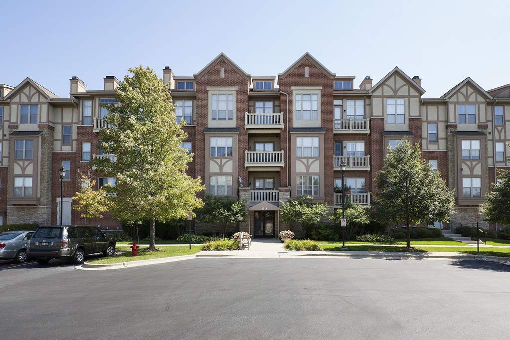 1914 Farnsworth Lane #210 Northbrook, Illinois 60062 - Image 1