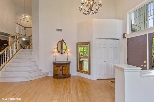 6 River Oaks Circle West Buffalo Grove, Illinois 60089 - Image 5