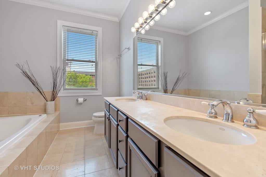 1448 W Belmont Avenue #3 Chicago, Illinois 60657 - Image 7