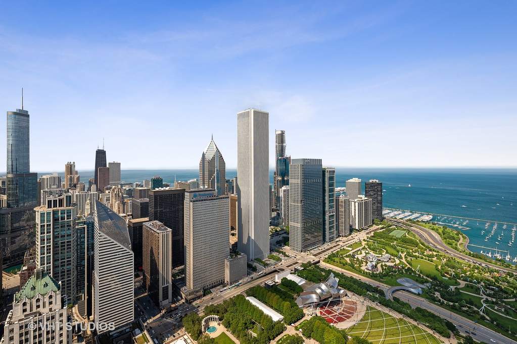 60 E Monroe Street #6804 Chicago, Illinois 60603 - Image 28