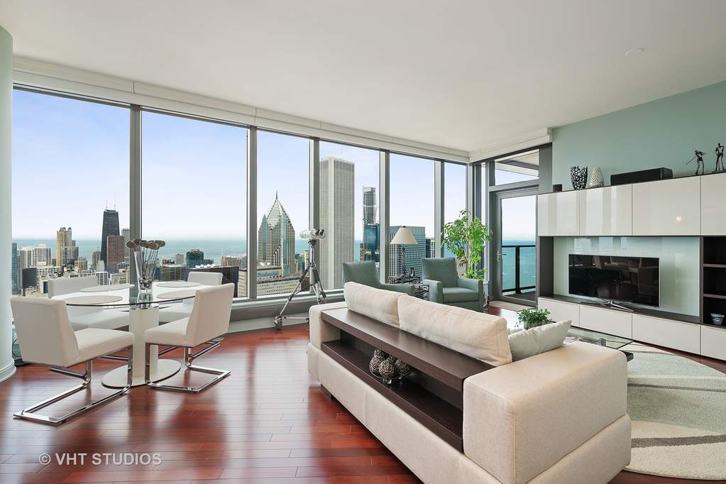 60 E Monroe Street #6804 Chicago, Illinois 60603 - Image 4