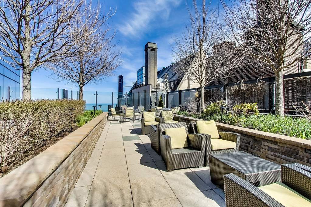 60 E Monroe Street #6804 Chicago, Illinois 60603 - Image 43