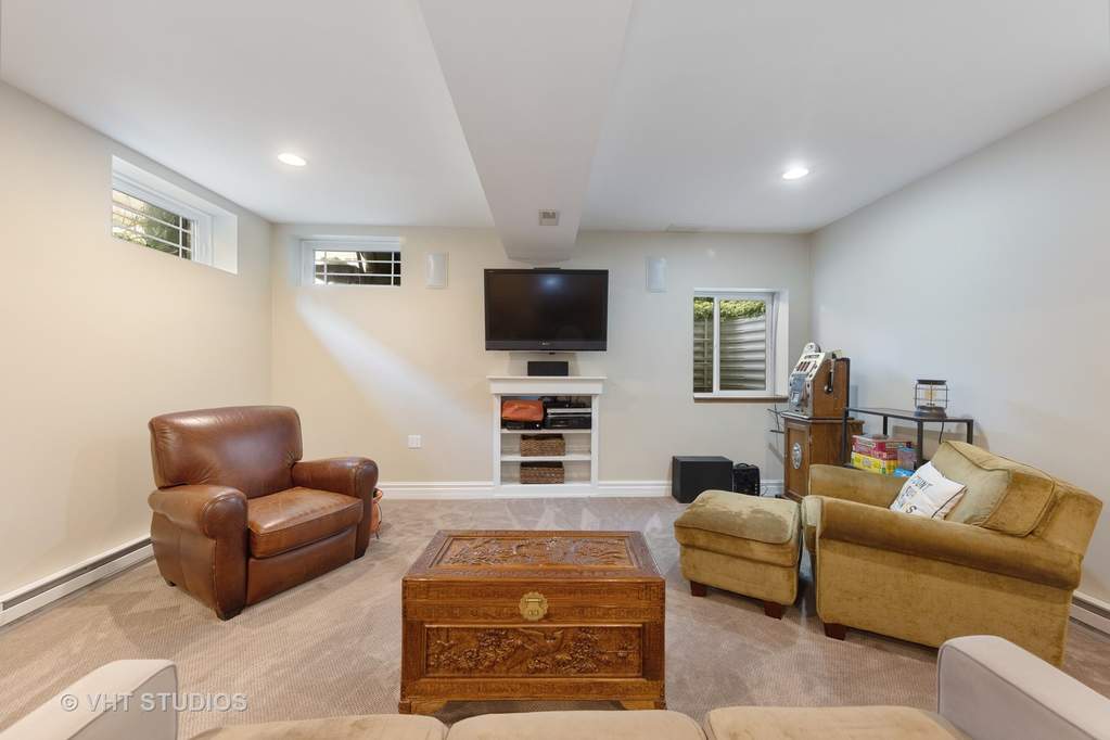 126 N Waiola Avenue La Grange, Illinois 60525 - Image 29