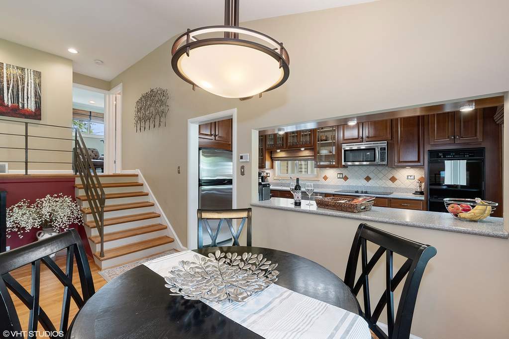 305 Chipili Drive Northbrook, Illinois 60062 - Image 12