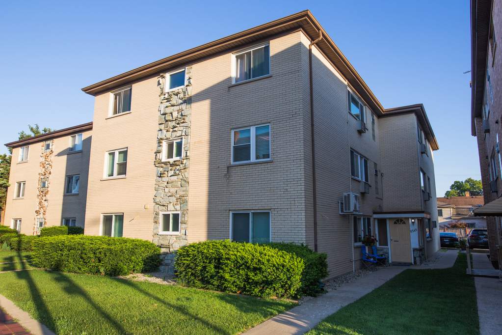 8549 Grand Avenue #3W River Grove, Illinois 60171 - Image 1