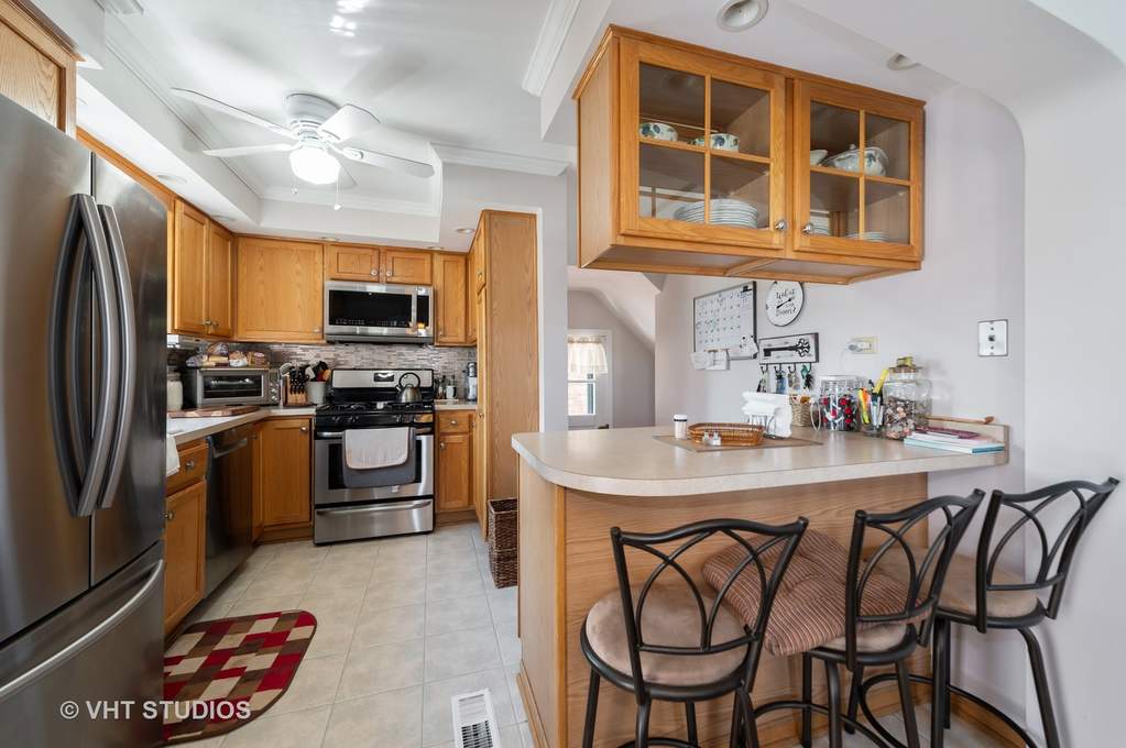 9101 S Utica Avenue Evergreen Park, Illinois 60805 - Image 4