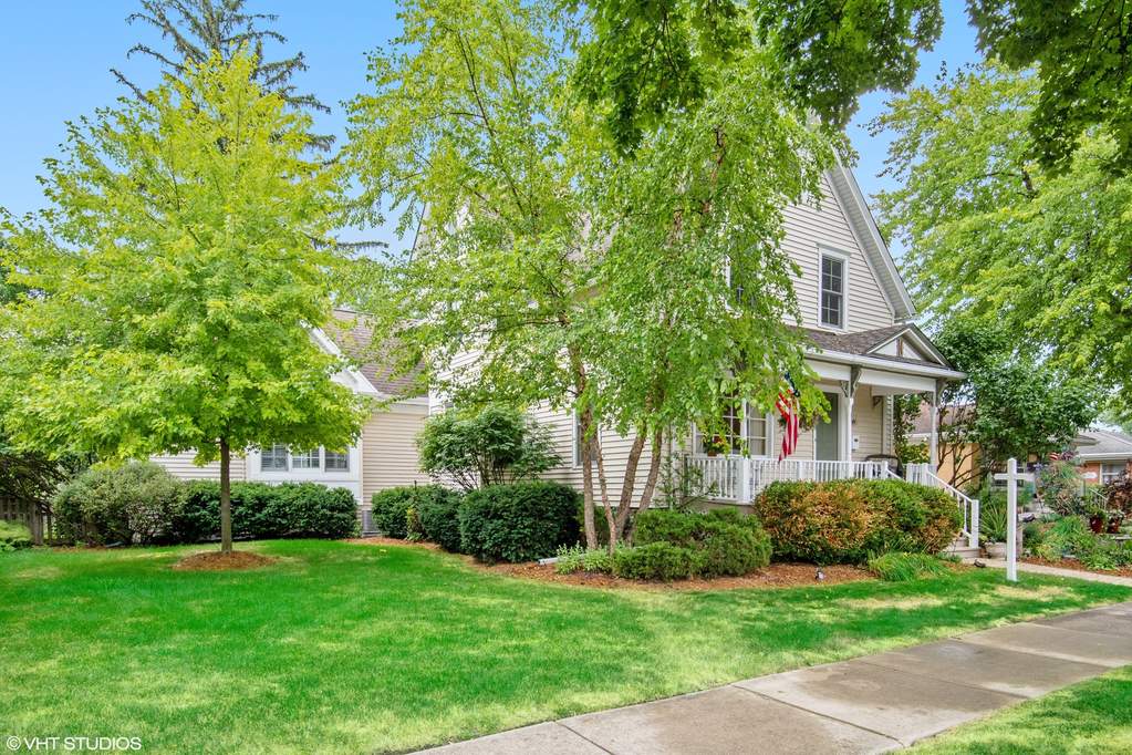 718 N Vail Avenue Arlington Heights, Illinois 60004 - Image 1