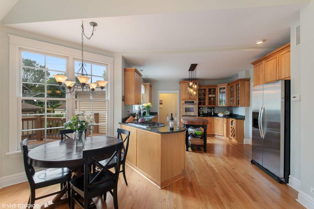 718 N Vail Avenue Arlington Heights, Illinois 60004 - Image 11