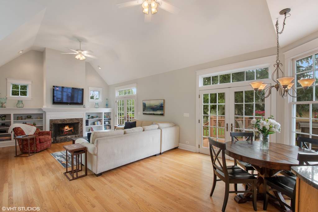 718 N Vail Avenue Arlington Heights, Illinois 60004 - Image 12
