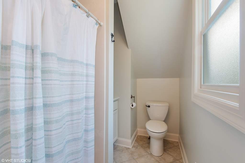 718 N Vail Avenue Arlington Heights, Illinois 60004 - Image 17