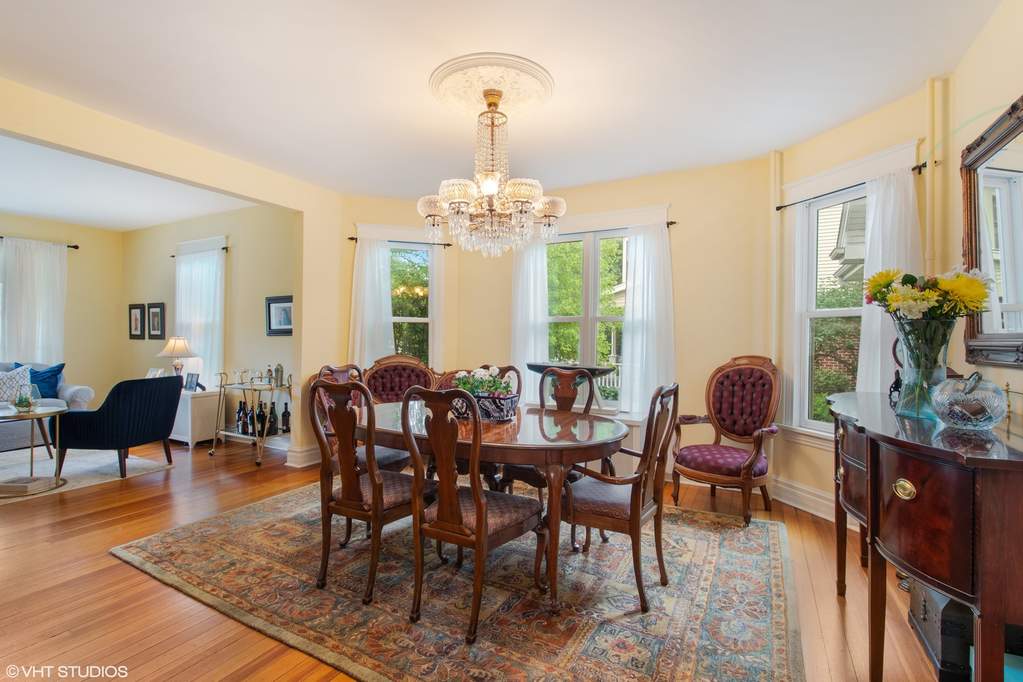 718 N Vail Avenue Arlington Heights, Illinois 60004 - Image 8