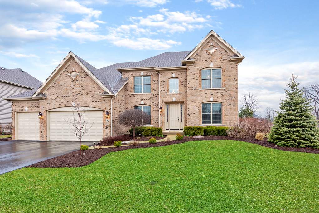 82 Landon Circle Wheaton, Illinois 60189 - Image 1