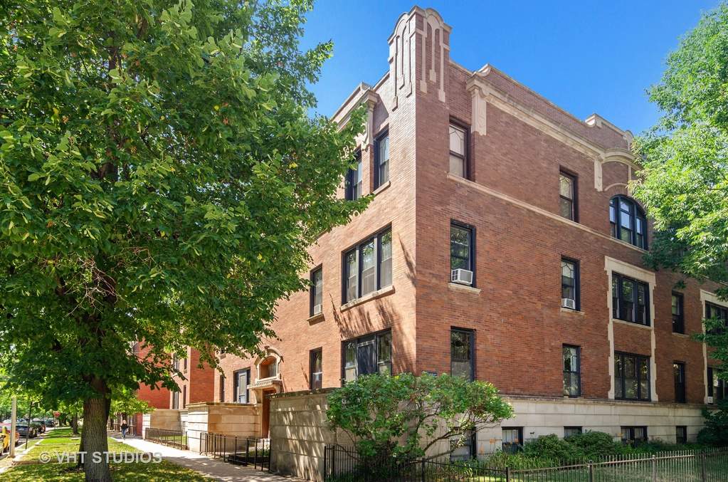 1200 W Waveland Avenue #1 Chicago, IL 60613 | MLS# 10461795 | @properties