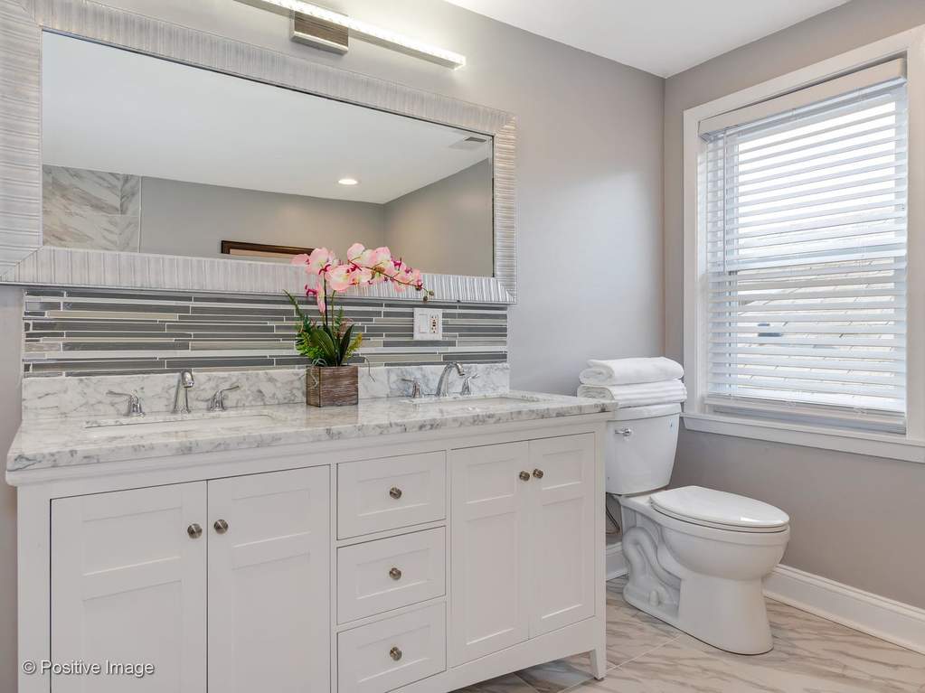 4038 N Marmora Avenue Chicago, Illinois 60634 - Image 23