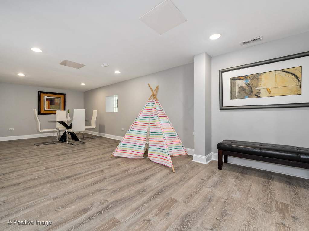 4038 N Marmora Avenue Chicago, Illinois 60634 - Image 27