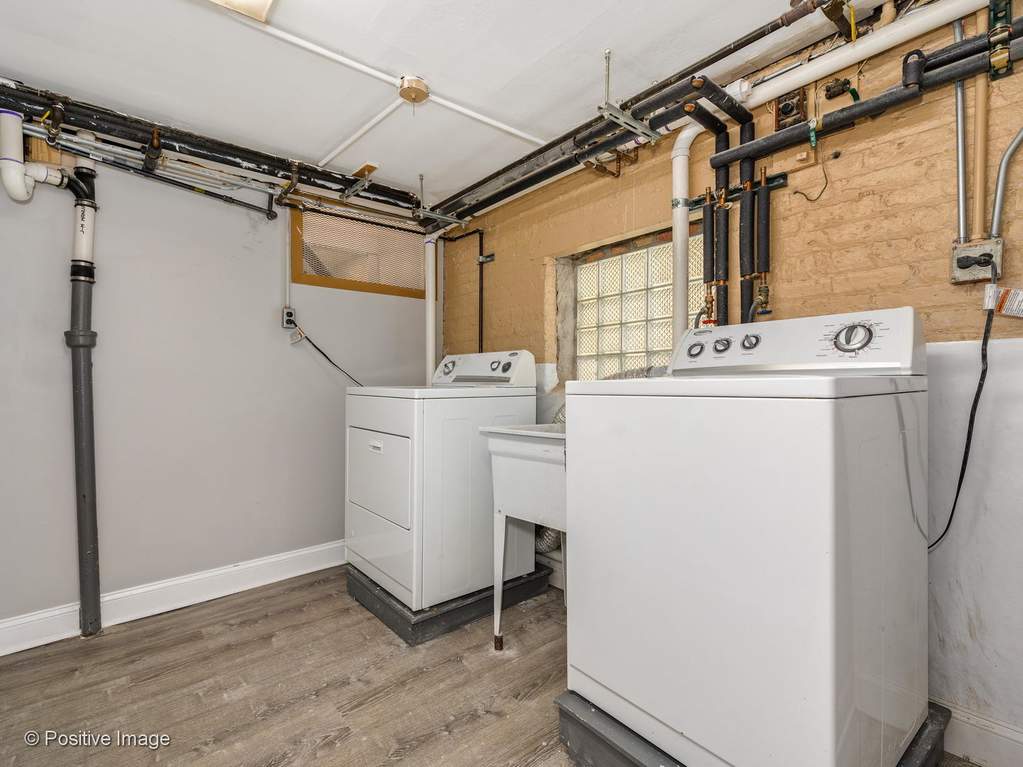 4038 N Marmora Avenue Chicago, Illinois 60634 - Image 32