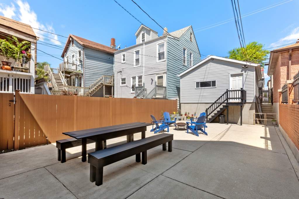 2108 W 19th Street Chicago, Illinois 60608 - Image 20