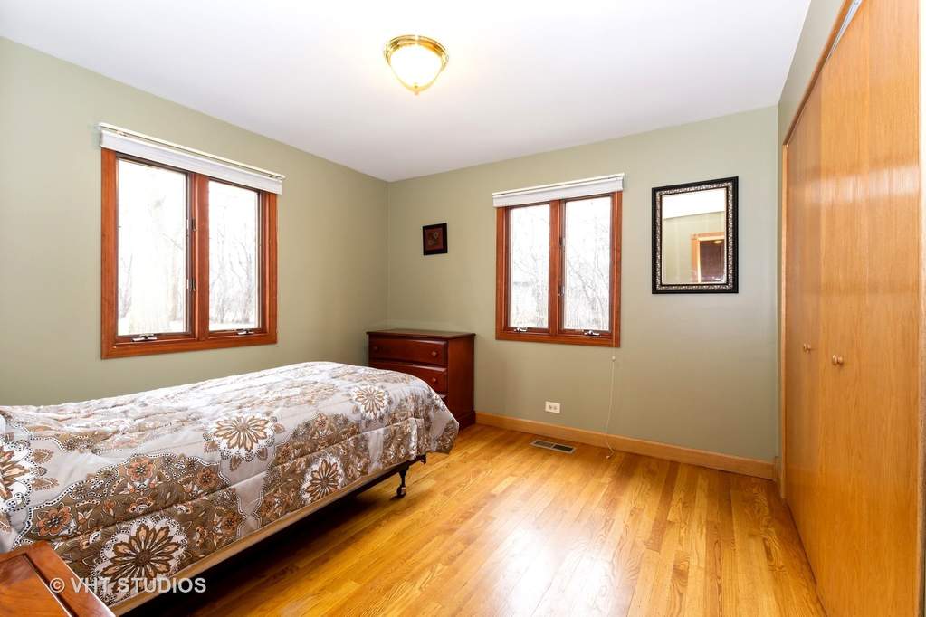 5701 Linden Avenue La Grange Highlands, Illinois 60525 - Image 12