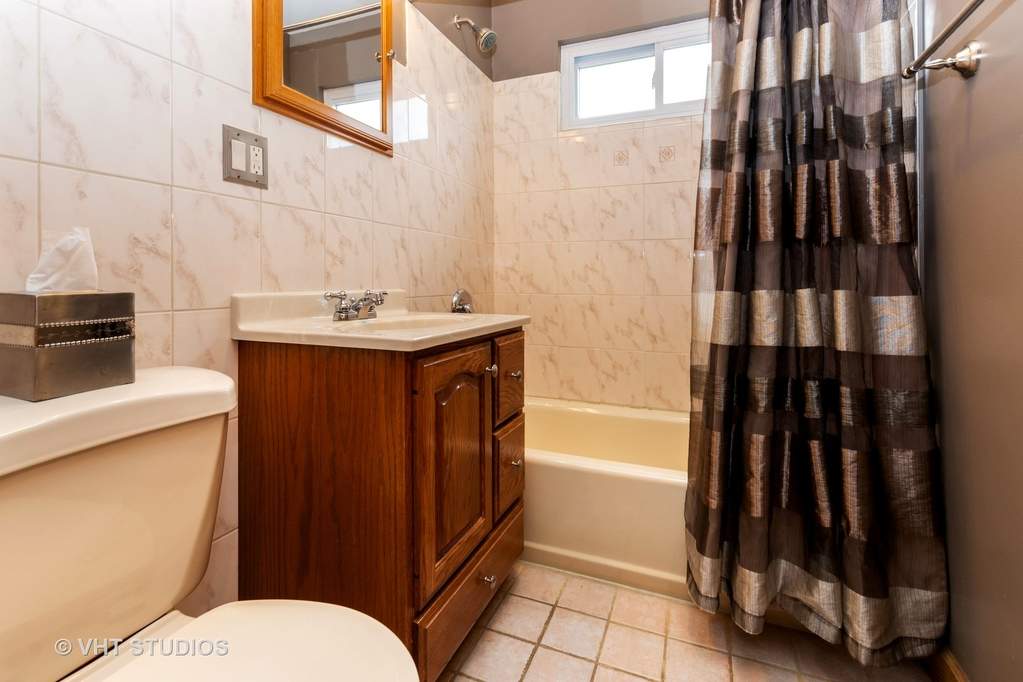 5701 Linden Avenue La Grange Highlands, Illinois 60525 - Image 13