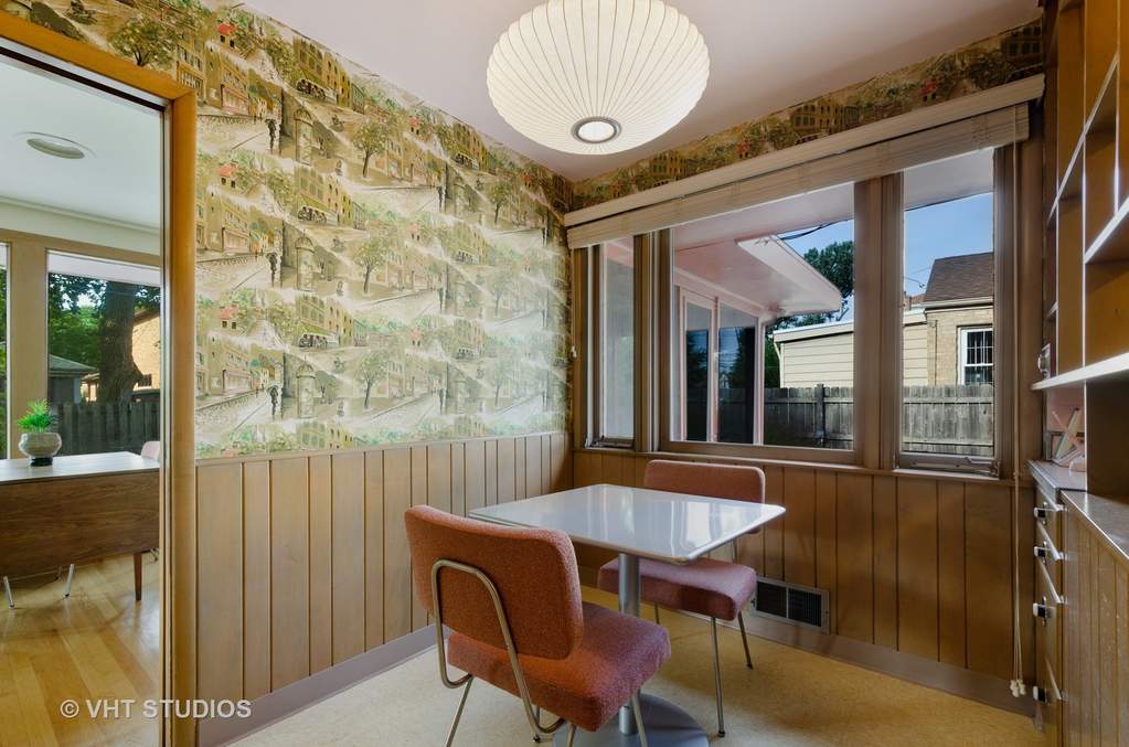 3101 W Chase Avenue Chicago, Illinois 60645 - Image 14
