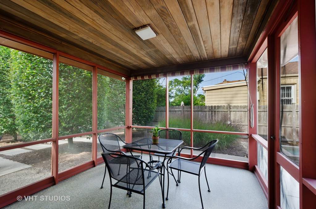 3101 W Chase Avenue Chicago, Illinois 60645 - Image 16