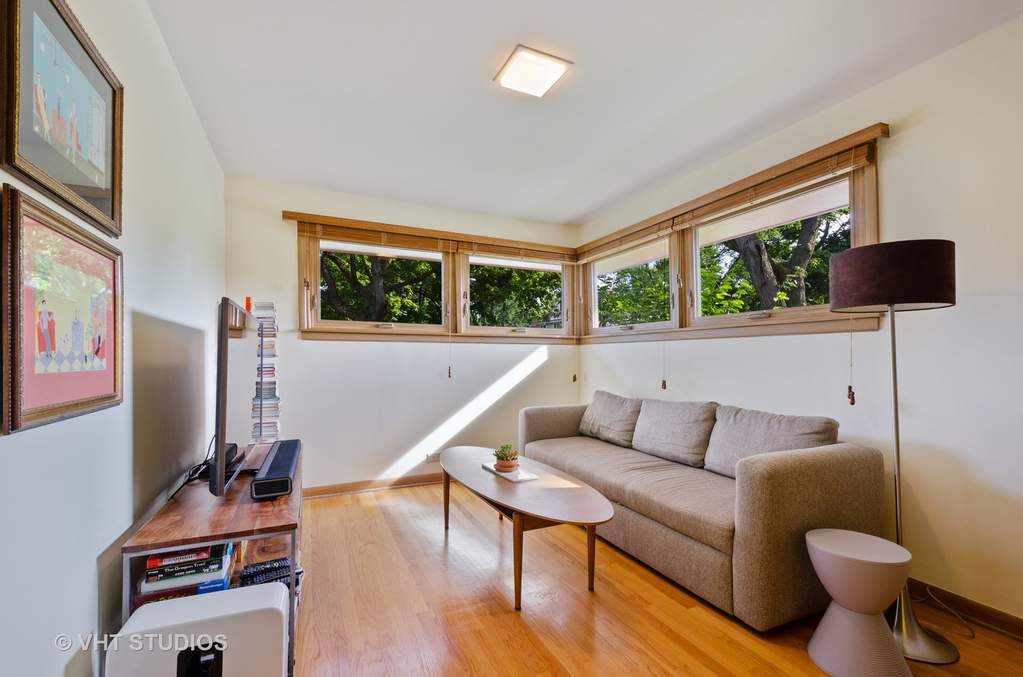 3101 W Chase Avenue Chicago, Illinois 60645 - Image 18