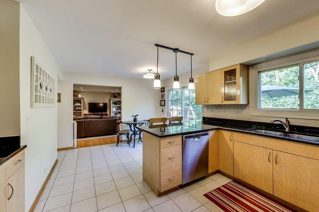3918 Carousel Drive Northbrook, Illinois 60062 - Image 14