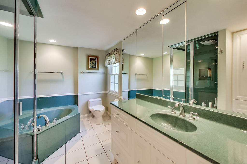 3918 Carousel Drive Northbrook, Illinois 60062 - Image 27