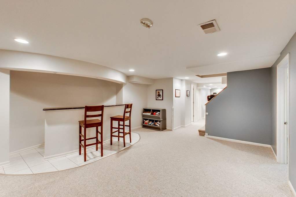 3918 Carousel Drive Northbrook, Illinois 60062 - Image 32