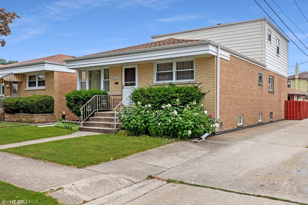 2219 Burr Oak Avenue North Riverside, Illinois 60546 - Image 1
