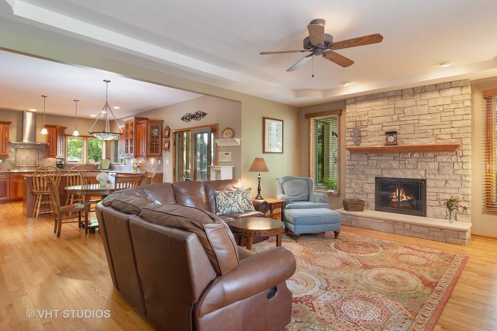 18 S Louis Street Mount Prospect, Illinois 60056 - Image 11