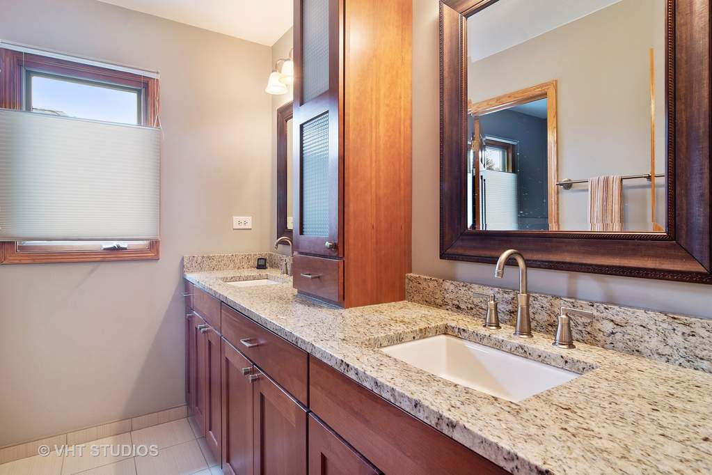 18 S Louis Street Mount Prospect, Illinois 60056 - Image 19