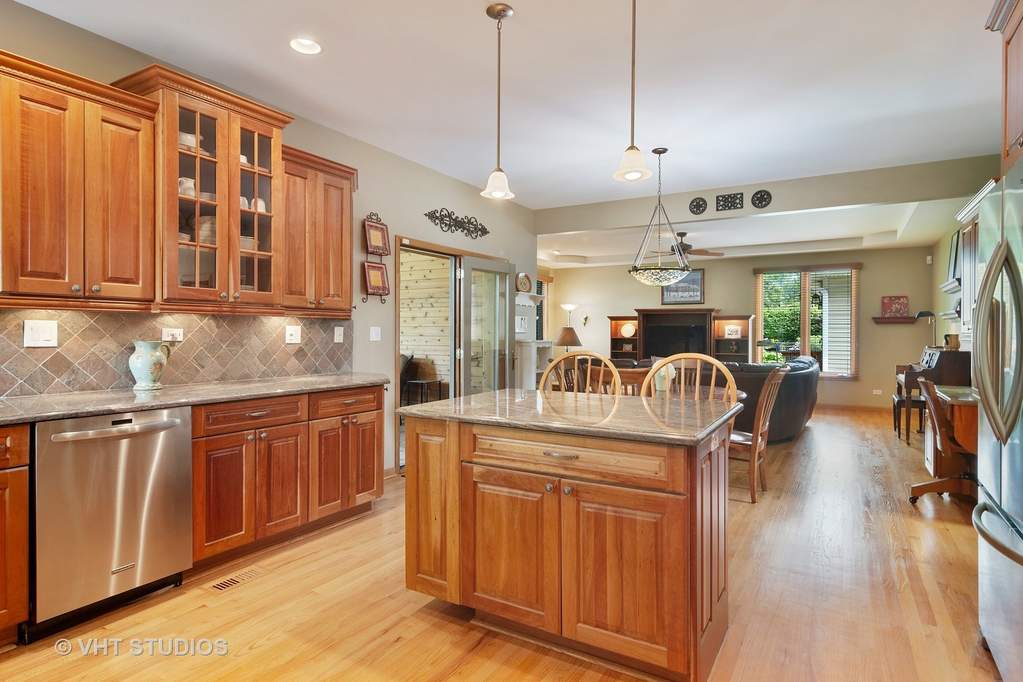 18 S Louis Street Mount Prospect, Illinois 60056 - Image 8