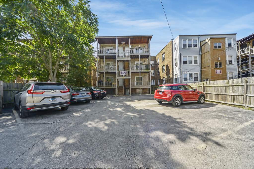 1628 W Juneway Terrace #3 Chicago, Illinois 60626 - Image 16