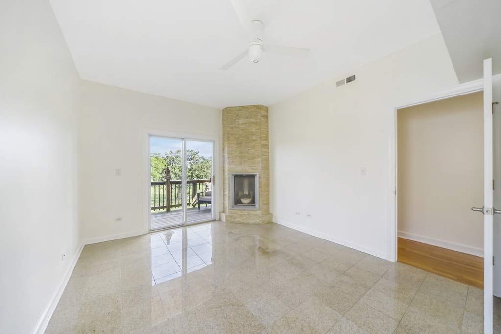 1628 W Juneway Terrace #3 Chicago, Illinois 60626 - Image 8