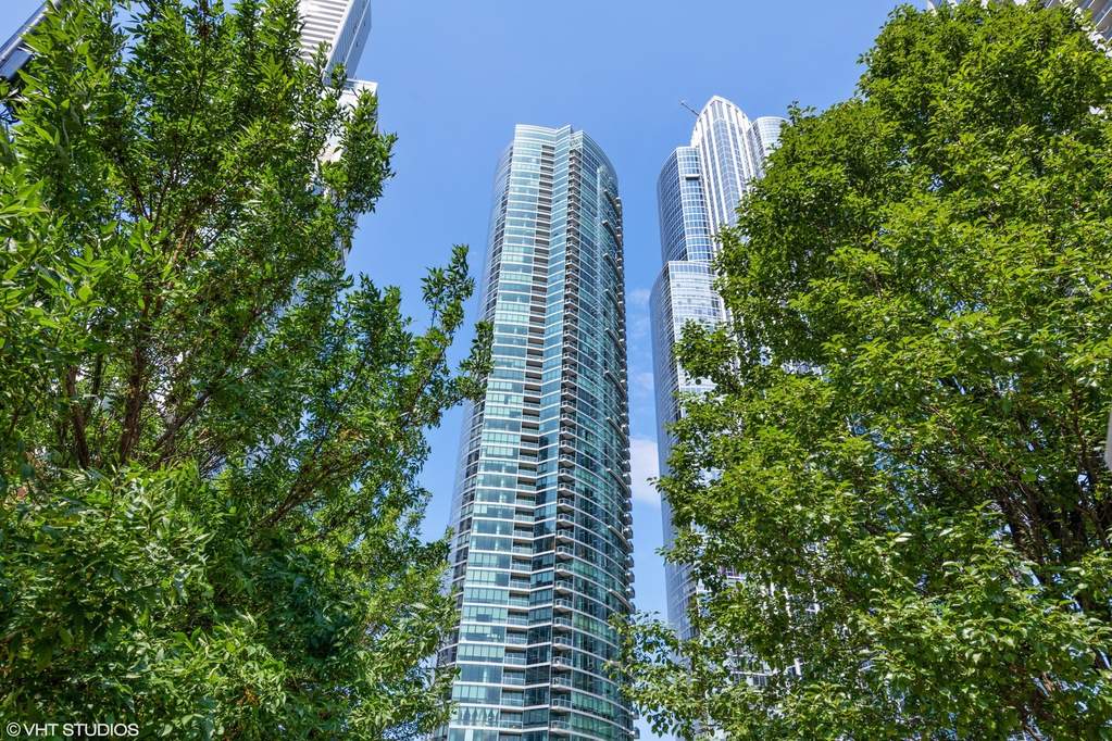 1201 S Prairie Avenue #3905 Chicago, Illinois 60605 - Image 1