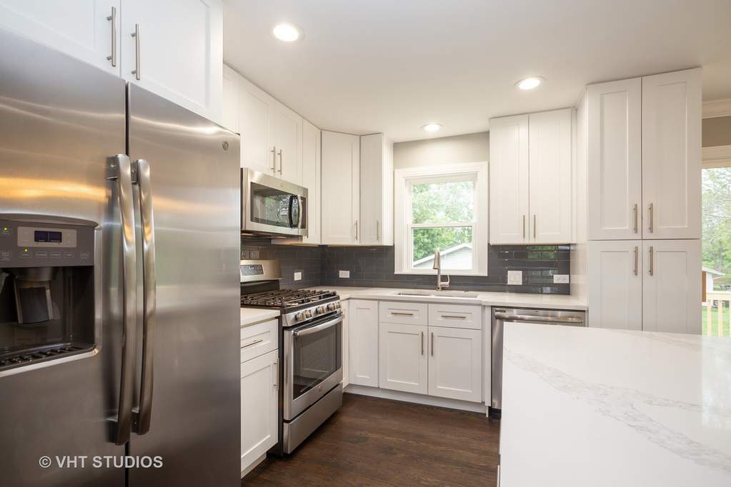 1133 Lancaster Avenue Elk Grove Village, Illinois 60007 - Image 3