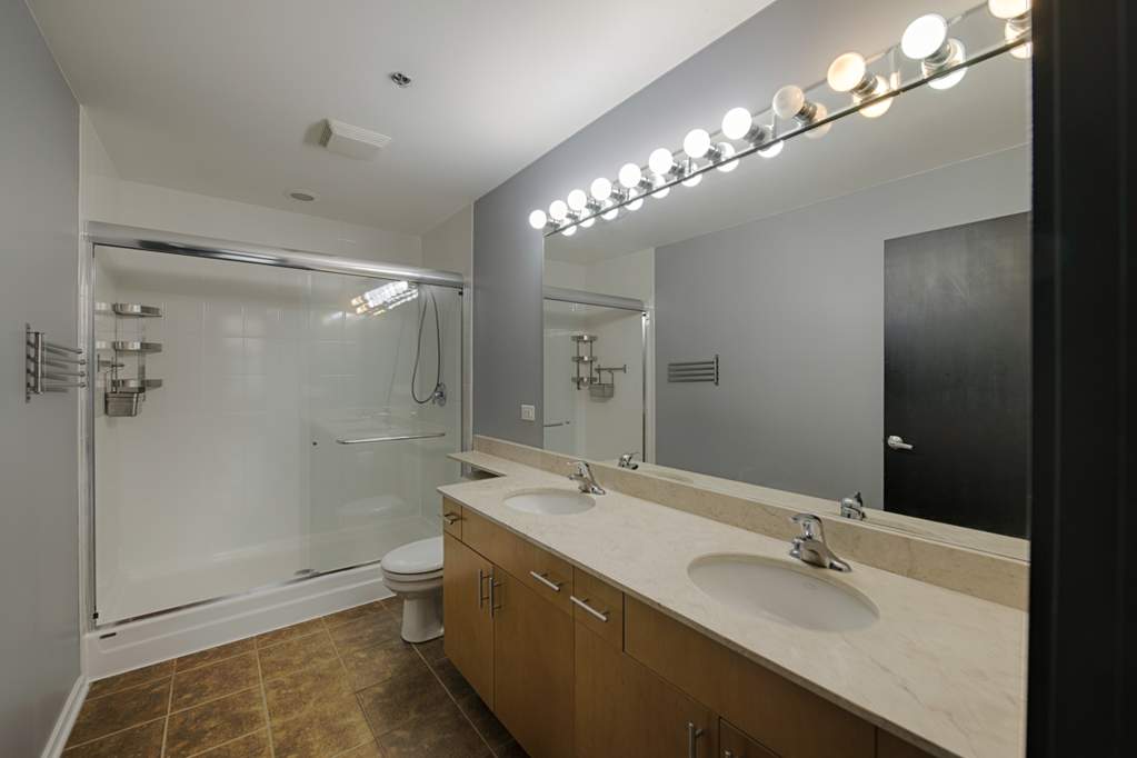 1040 W Adams Street #444 Chicago, Illinois 60607 - Image 14