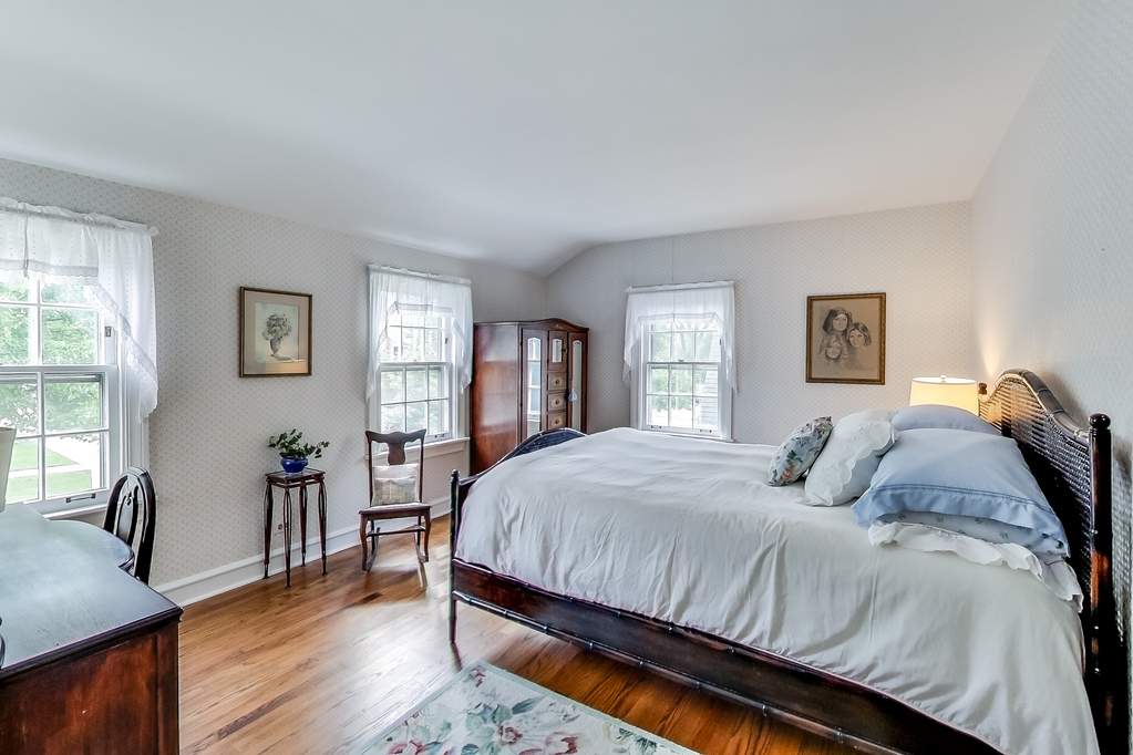 462 S Washington Street Elmhurst, Illinois 60126 - Image 27