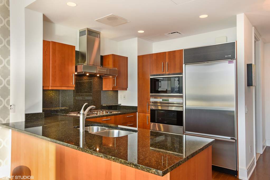 401 N Wabash Avenue #65C Chicago, Illinois 60611 - Image 8
